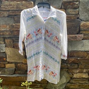 Johnny Was White Floral Embroidered Blouse
